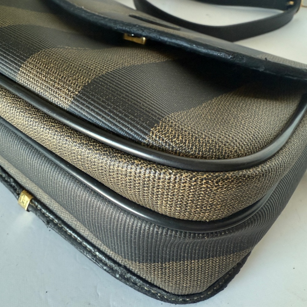 Authentic Fendi Roma Shoulder/Crossbody Bag - Picture 11 of 17